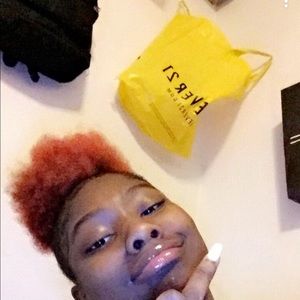 Meet your Posher, Anna